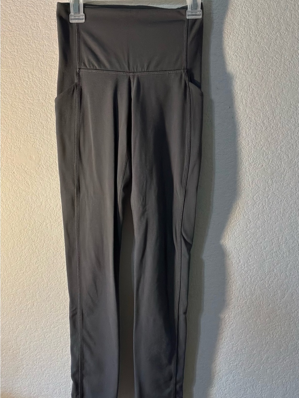 TNA High-Waist Performance Leggings - Charcoal